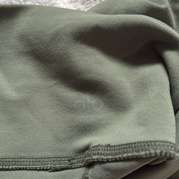 Alo Green Leggings - Picture 4 of 11